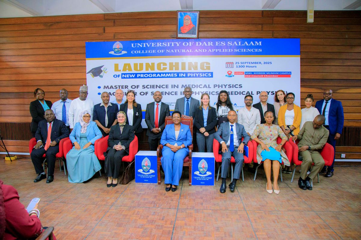 Group photo launch of med physics degrees