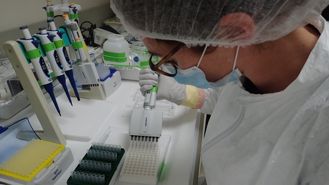 laboratory-hab-testing-1140x640.jpg