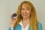 <h3>Adrienne Hanly</h3>
<p><strong>鈾資源專家</strong></p>
<p>我在一家餐館工作時決定參加地球科學的夜校學習。我發現這門課很有趣，就問教授如何才能獲得理學學士學位。她激勵我嘗試進入大學全職學習，攻讀地質科學學位。</p> 

<p>嘗試不同的科學課程；以及一些不會讓你不知所措或氣餒的基礎課程。這樣，你就可以確定你最感興趣的科目。向專業人士尋求建議，尋找能為你帶來啟發并為你的學習和事業提供指導的導師。<p>

<p><em>圖片：紫水晶是一種石英，由于天然存在的輻射而呈紫色。 </em></p>
