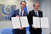 Rafael Mariano Grossi, IAEA Director-General and Charles Oppenheimer, Executive Director, Oppenheimer Project, signs the Practical Arrangement between the International Atomic Energy Agency and Oppenheimer Project on Cooperation in the Area of Nuclear Energy at the Agency headquarters in Vienna, Austria. 27 May 2025